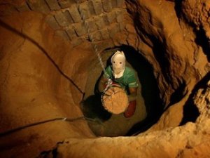 Gaza tunnel smuggling: Source: AP